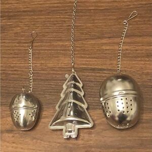 Silver Holiday Tea Infuser Set